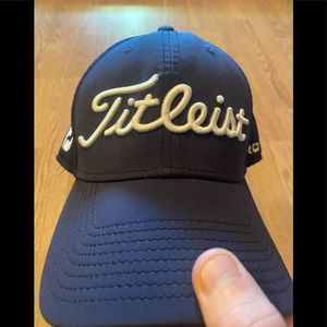 Titleist Pro V1 Hat